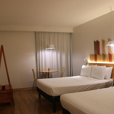 Hotel Nacional Inn Curitiba Santa Felicidade ภายนอก รูปภาพ