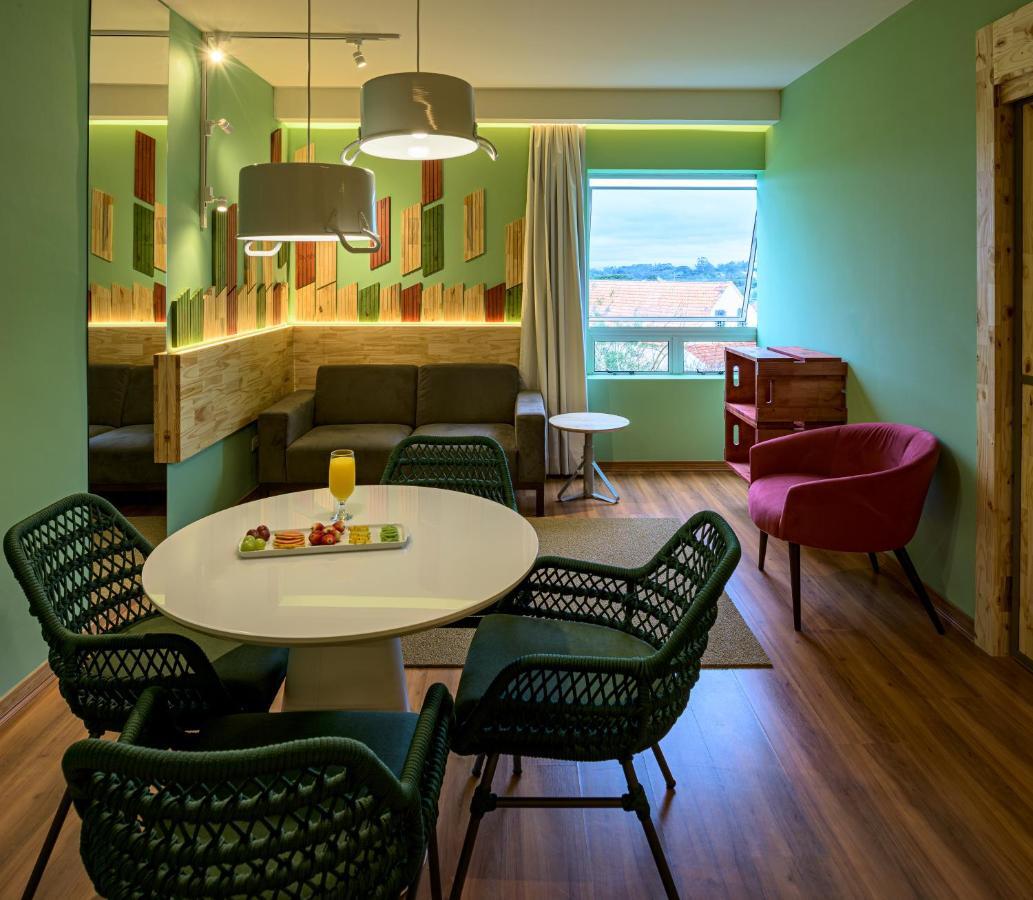 Hotel Nacional Inn Curitiba Santa Felicidade ภายนอก รูปภาพ
